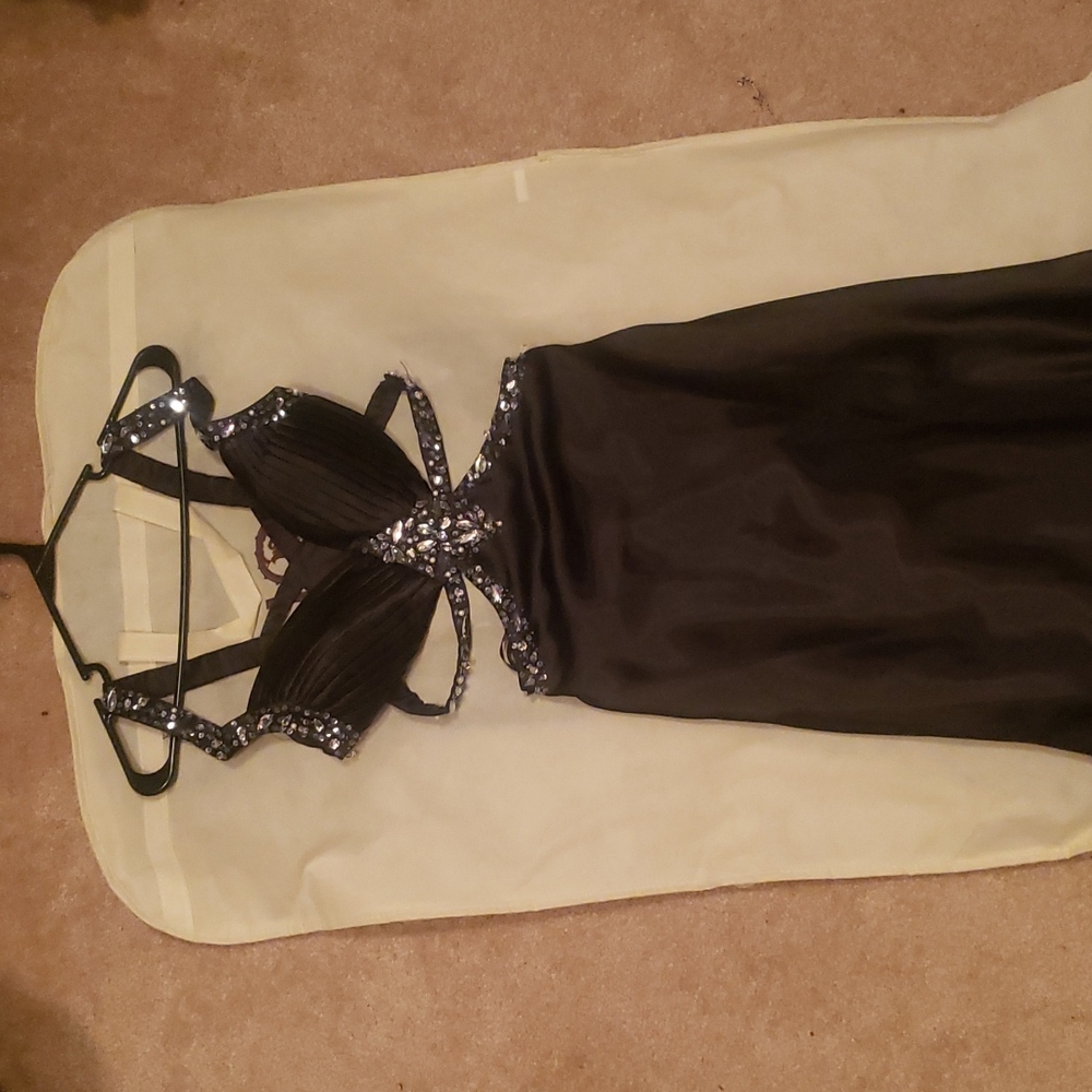 Hailey Adrianna Papell size 2 Prom/Formal Dress